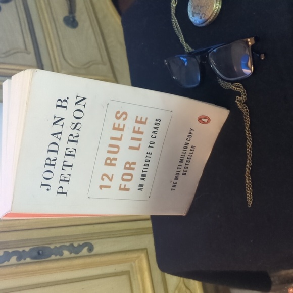 Jordan B. Peterson Books - Beyond Order & 12 Rules for Life - Picture 7 of 8